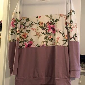 Long sleeve floral top
